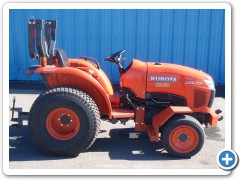 2 Tractors Kubota